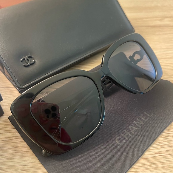 Chanel Sunglasses - Picture 4 of 11